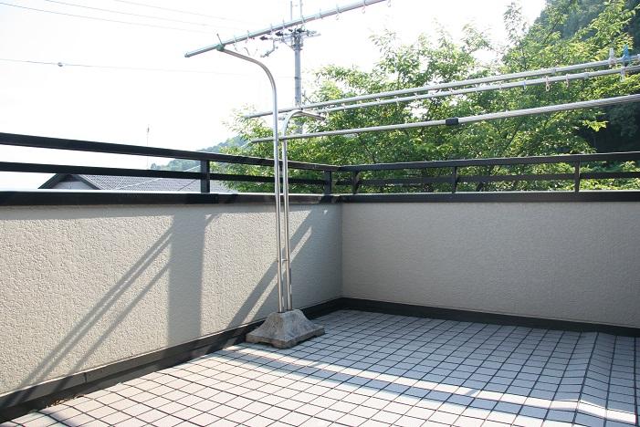 Balcony. Second floor balcony