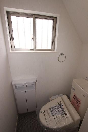 Toilet. 2013 November shooting