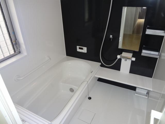 Same specifications photo (bathroom). Same type other properties bathroom