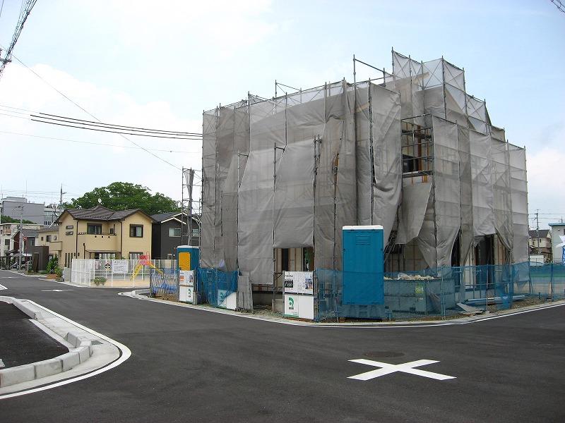 Local photos, including front road. In one after another building!