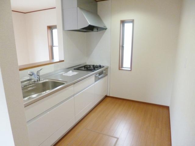 Same specifications photos (Other introspection). Same type other properties kitchen