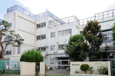 Junior high school. 1513m to Otsu Municipal Seta Junior High School