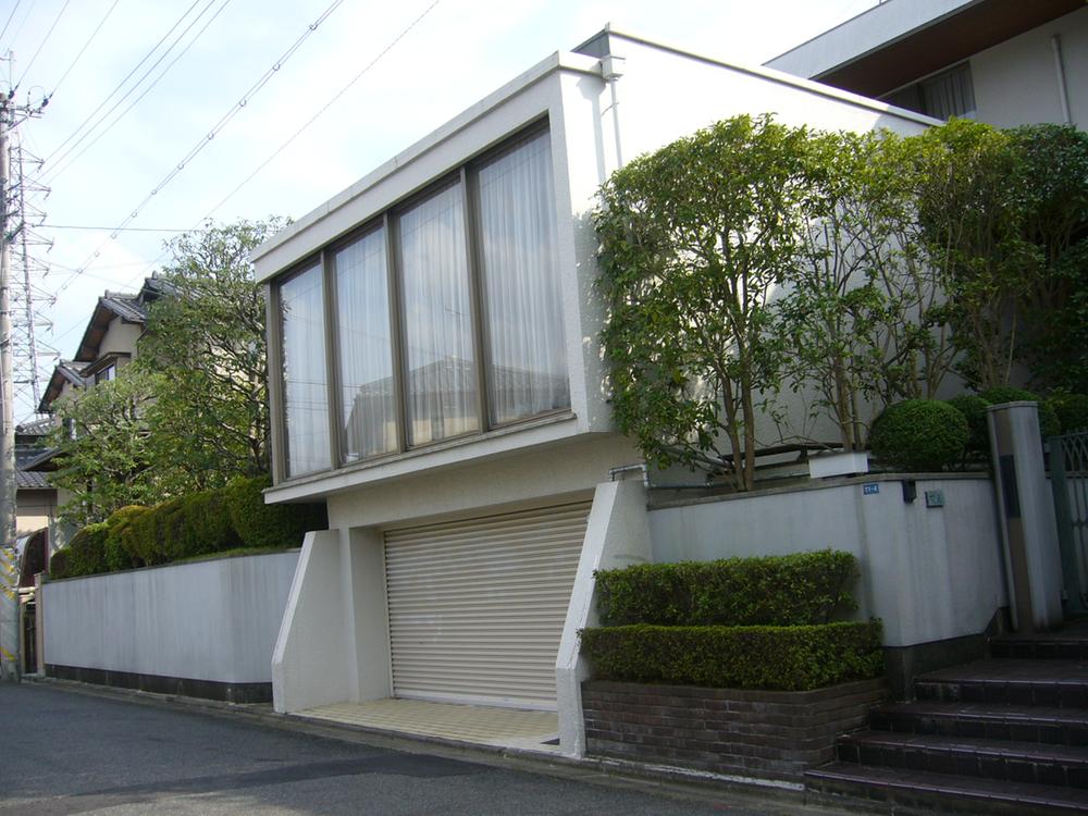 Local appearance photo. Local (September 2011) Shooting