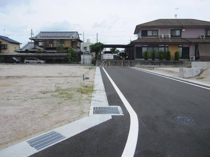 Local photos, including front road