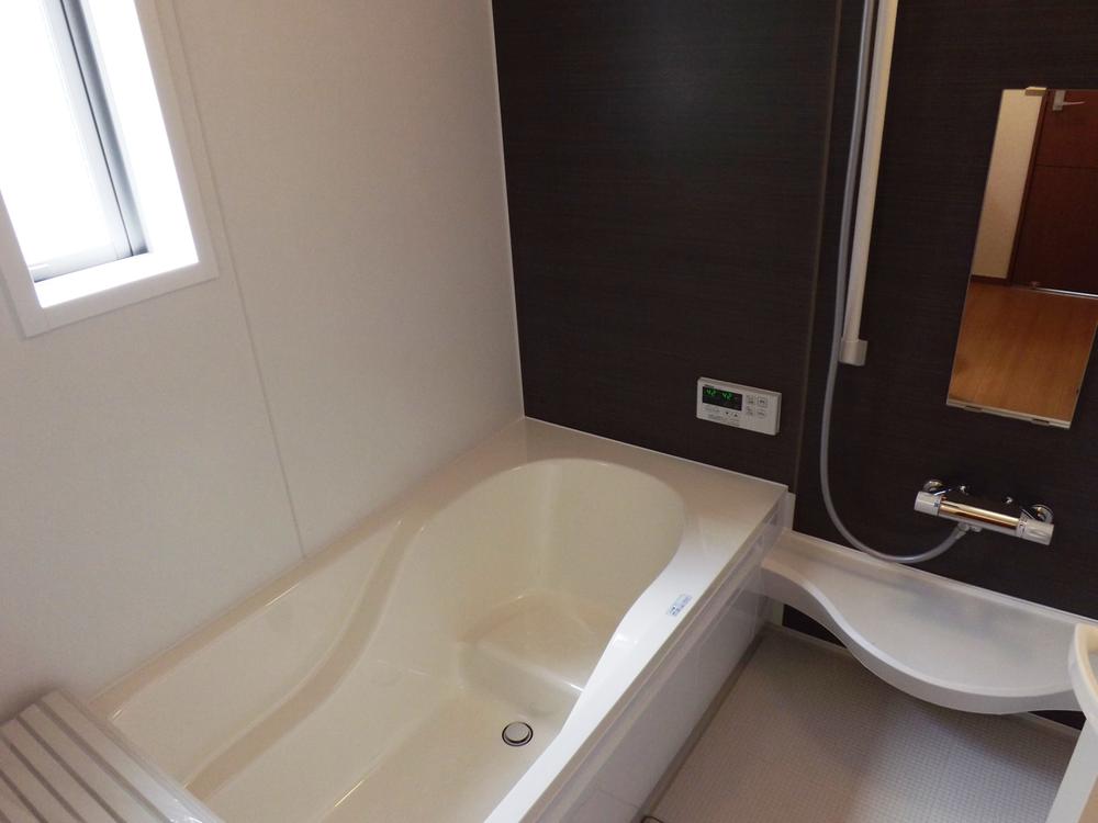 Bathroom. Same specifications photo (bathroom) Bathroom with heating dryer!