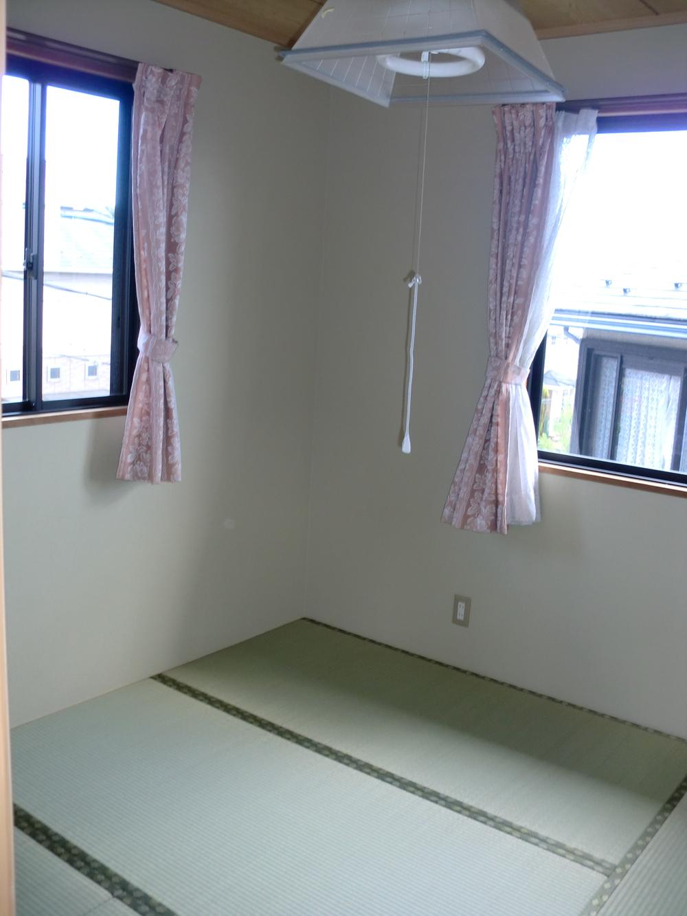 Non-living room. 2nd floor 4.5 Pledge