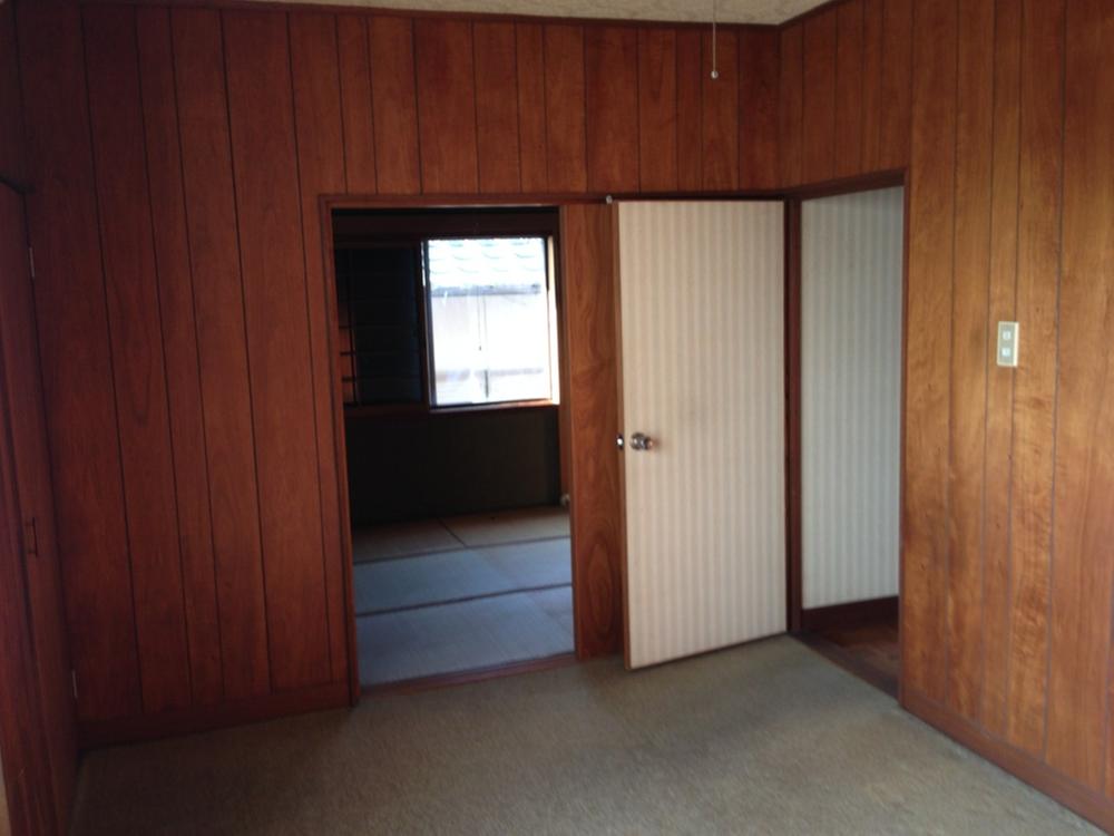 Non-living room. 2 Kaiyoshitsu.