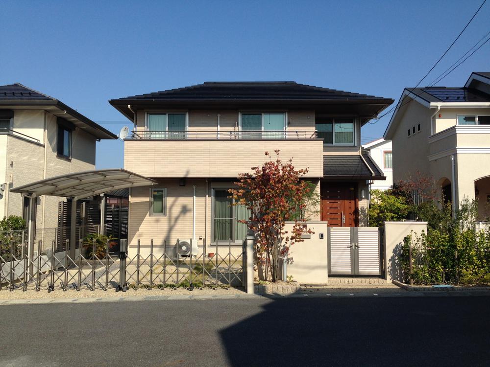 Local appearance photo. Local (11 May 2013) Shooting