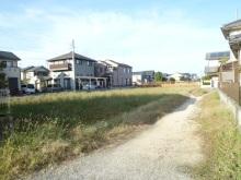 Local photos, including front road. Local (11 May 2013) Shooting