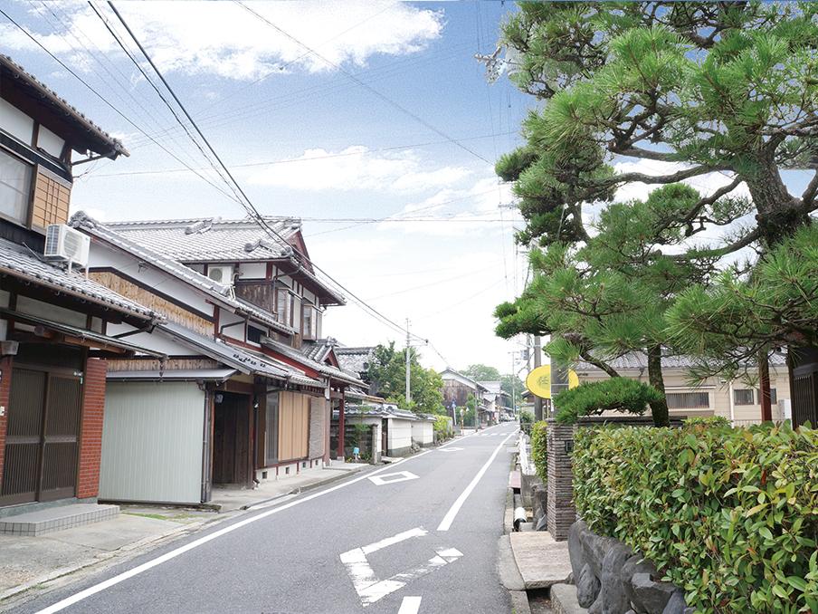 Other local. Cityscape around local feel the history