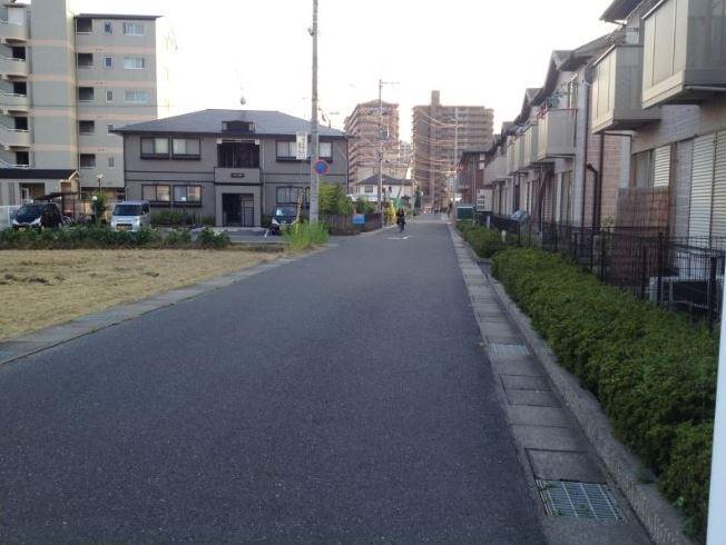 Local photos, including front road. Local (September 2013) Shooting