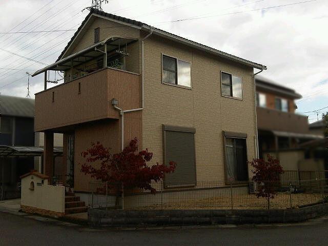 Local appearance photo. Local (11 May 2013) Shooting