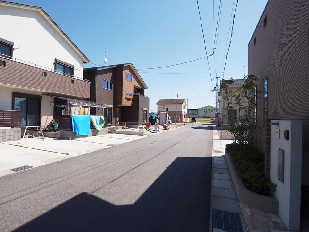 Local photos, including front road