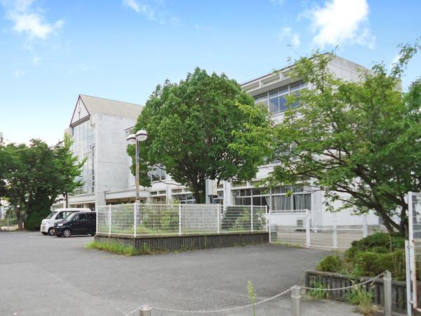 Primary school. Taiho Nishi Elementary School 600m to