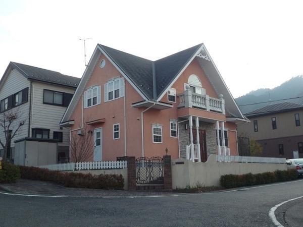 Local appearance photo