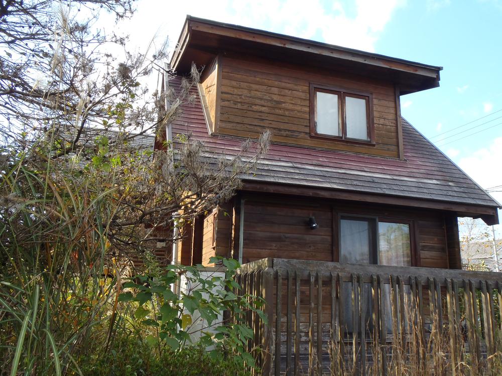 Local appearance photo. Local (11 May 2013) Shooting