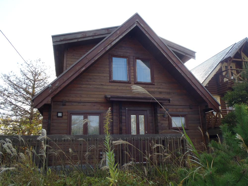 Local appearance photo. Local (11 May 2013) Shooting