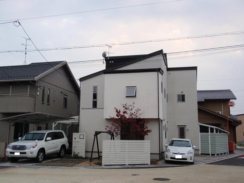 Local appearance photo