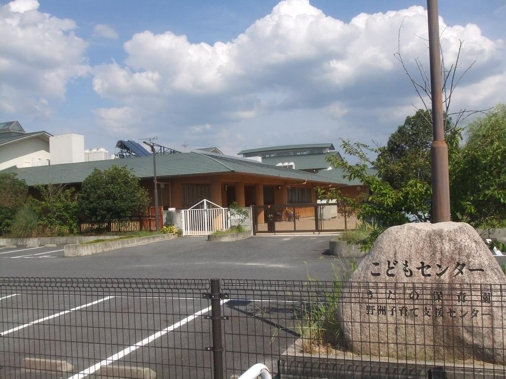 kindergarten ・ Nursery. 850m to nursery school in the north