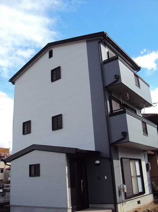 Local appearance photo. 1