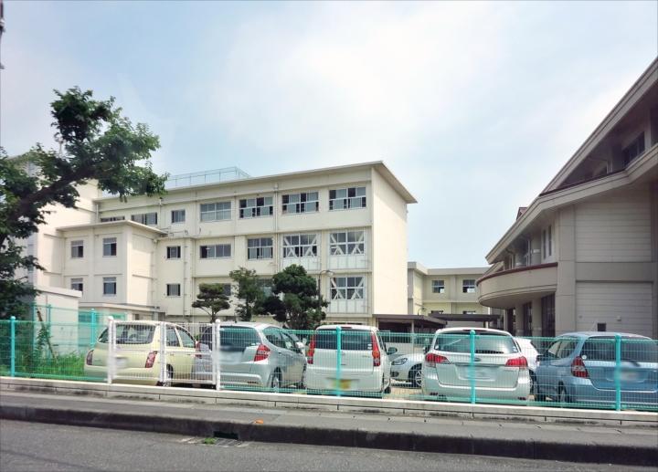Junior high school. 1280m to Fuji Municipal Fuji Minami Junior High School