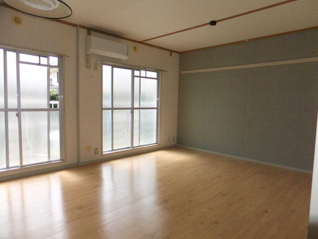 Living and room