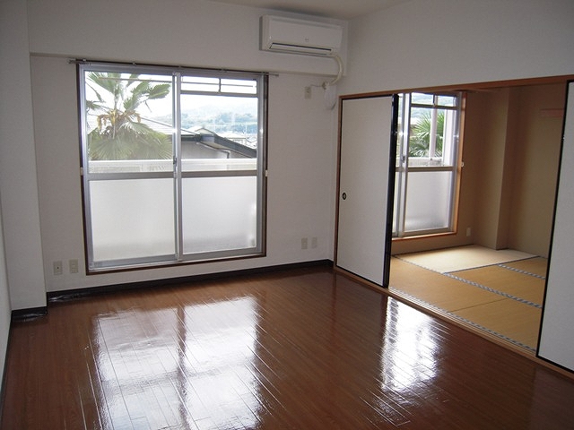 Living and room