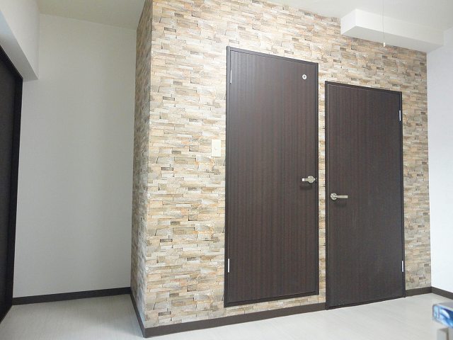 Living and room