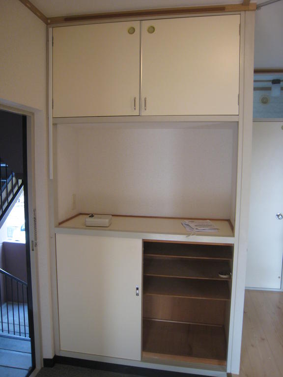 Entrance. Shoe box