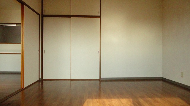 Other room space. Nanyang room