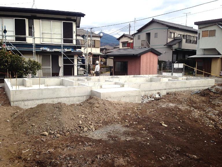 Local appearance photo. 2 Building site (December 2013) Shooting