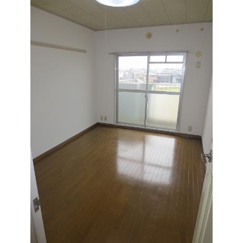 Other room space