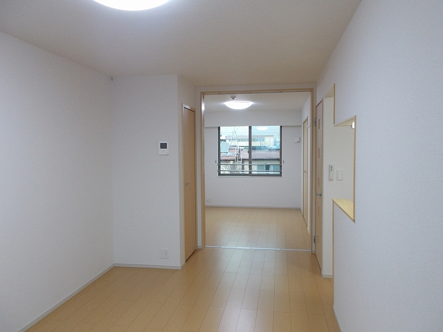 Living and room