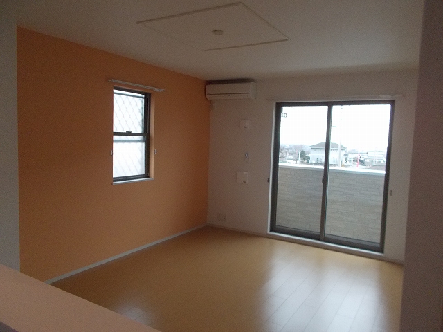 Living and room