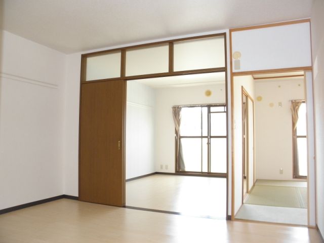 Living and room