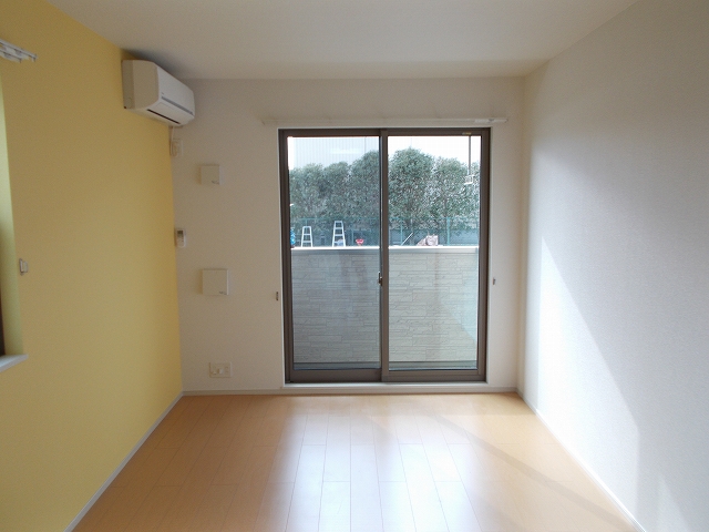 Living and room