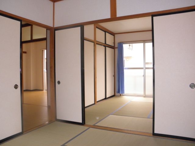 Living and room