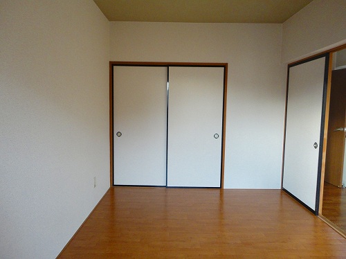 Other room space. Nanyang room
