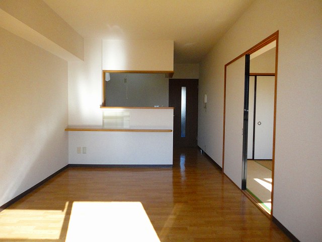 Living and room