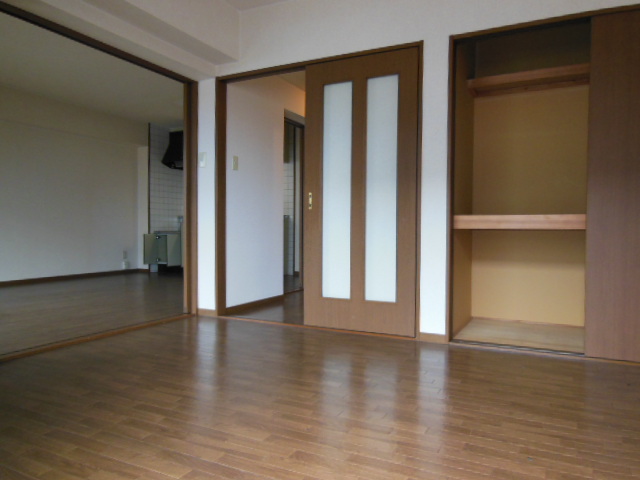 Other room space