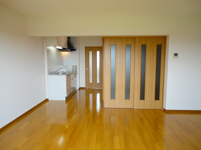 Living and room