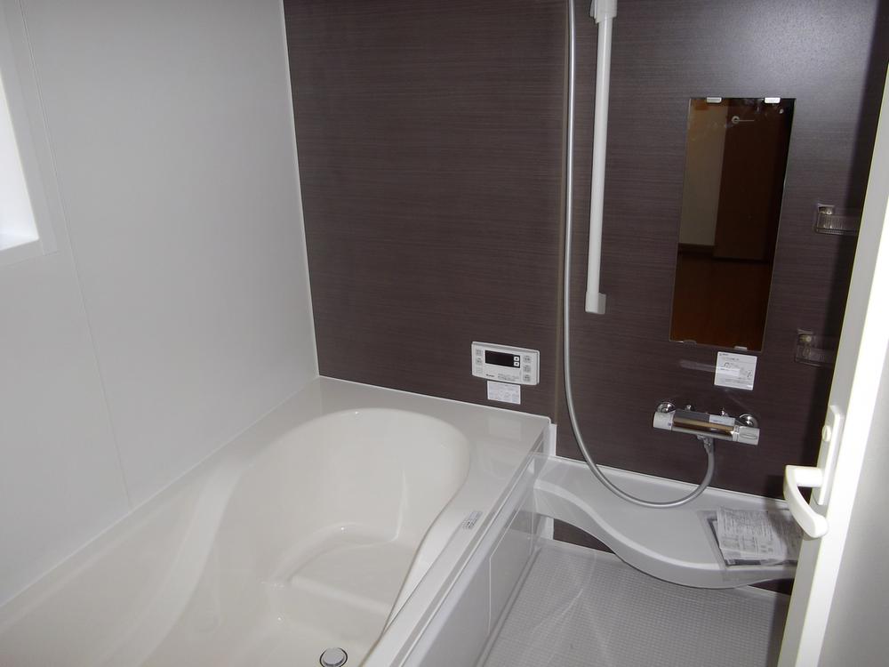 Bathroom. Past construction cases