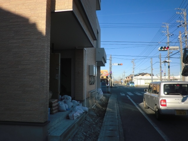 Other. It is a photograph of under construction.