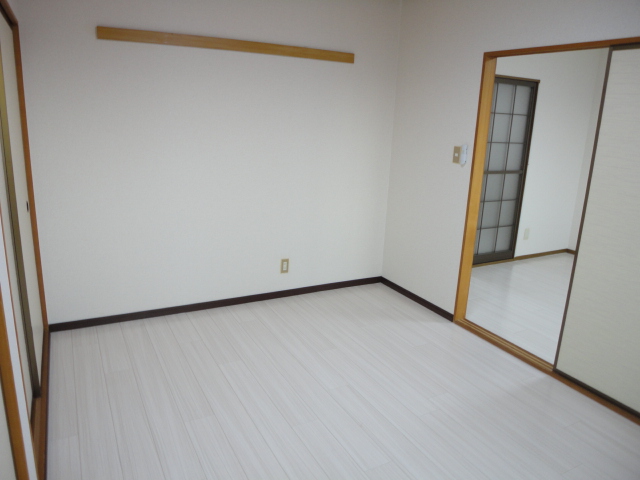 Living and room. Western-style two rooms