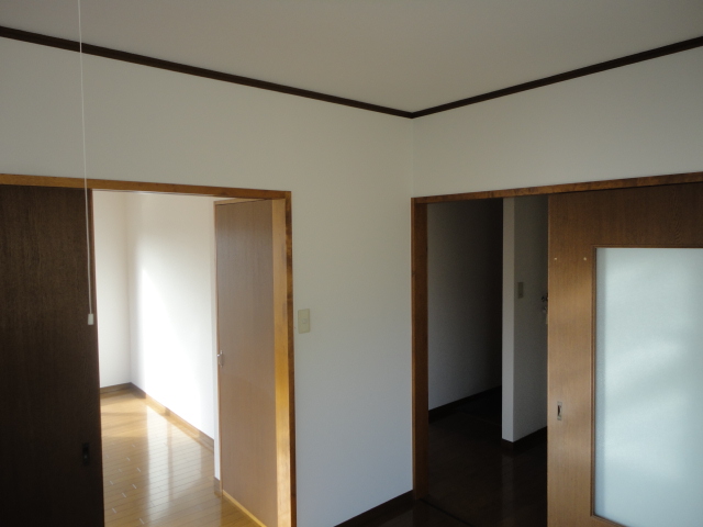 Living and room. Day is a good room