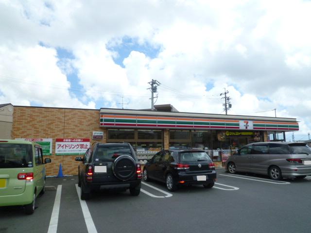 Convenience store. Seven-Eleven 713m to Hamamatsu Kasai Machiten (convenience store)
