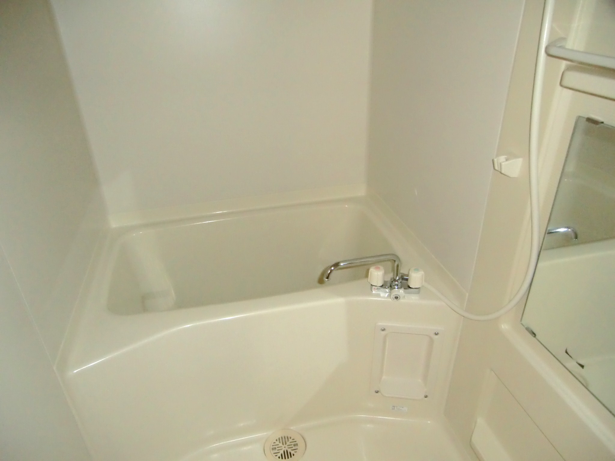 Bath. ☆ bathroom ☆ With mirror