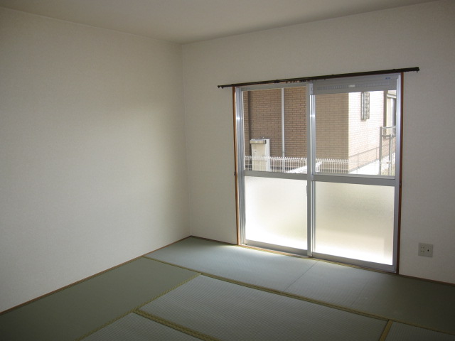 Living and room. Photo equivalent type