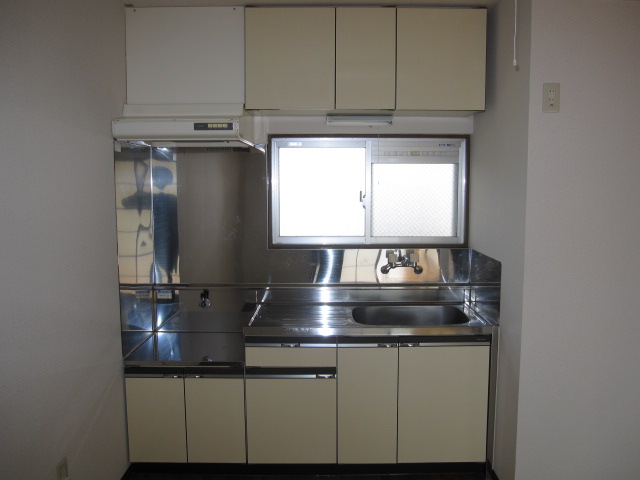 Kitchen. Photo equivalent type