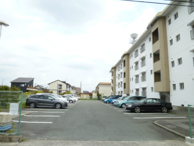 Parking lot